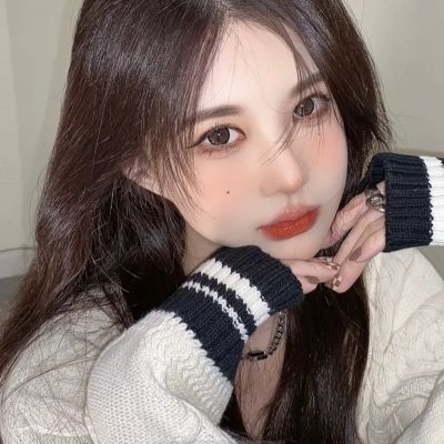 那个捡来的女孩毕业回乡当老师了