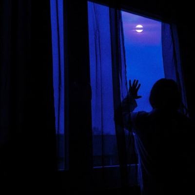 赵露思直播控诉经纪公司