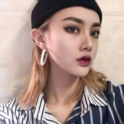 西藏自治区成立60年来，人民生活水平显著提升